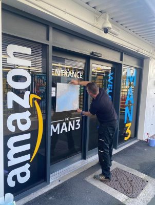 Window Graphics Specialist